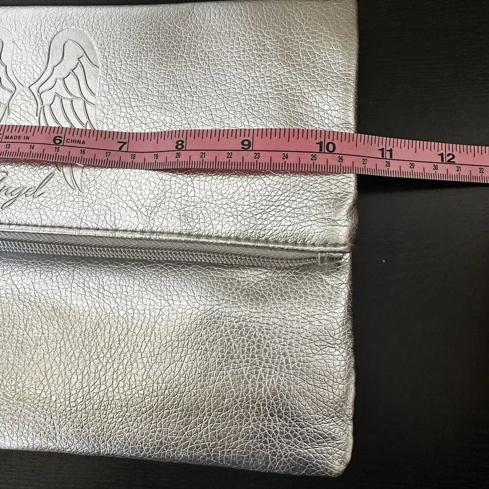 Victoria's Secret‎ Angel Clutch Make Up Bag In Silver Bling Cute Night Zip Close